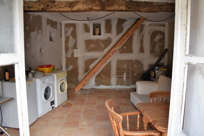 Image No.4-1 Bed House for sale