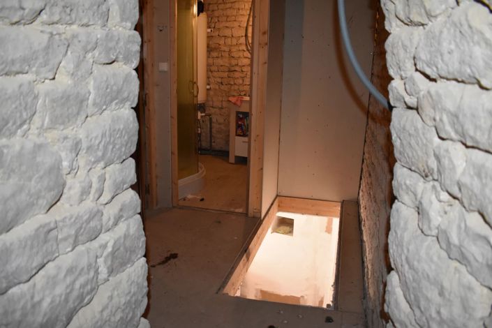 Image No.6-1 Bed House for sale