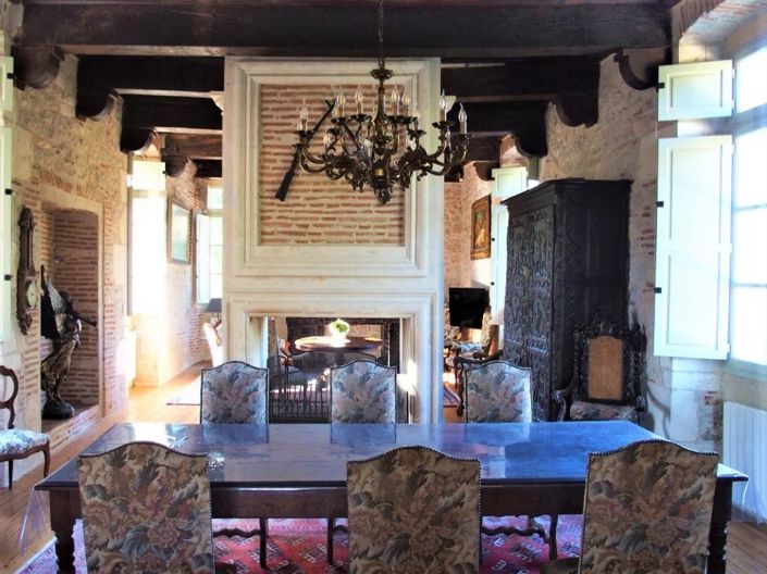 Image No.6-5 Bed House for sale