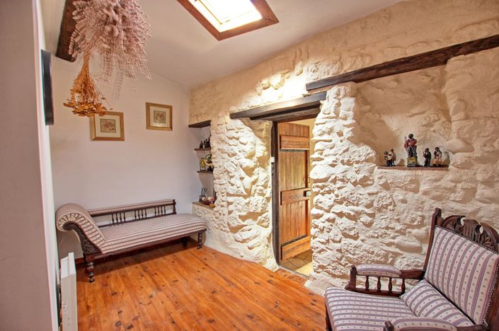 Image No.15-3 Bed House for sale