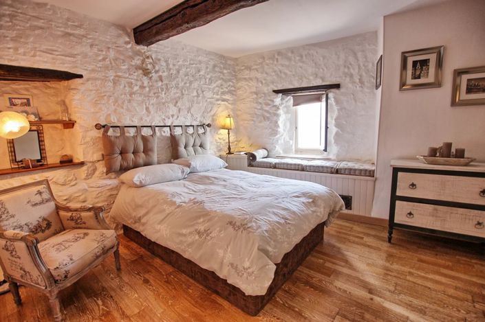 Image No.8-3 Bed House for sale