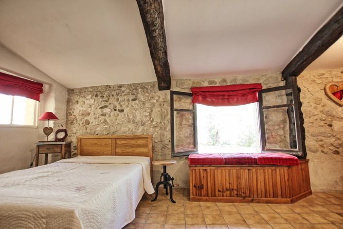 Image No.9-3 Bed House for sale