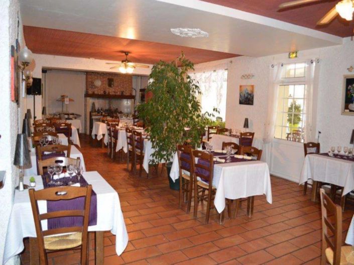 Image No.5-9 Bed House for sale