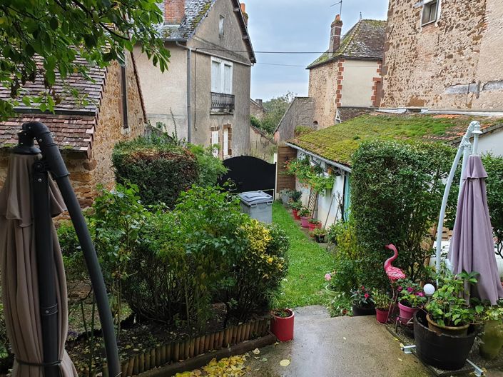 Image No.9-5 Bed House for sale