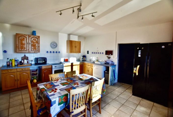 Image No.4-7 Bed Village House for sale