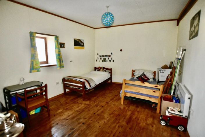 Image No.7-7 Bed Village House for sale