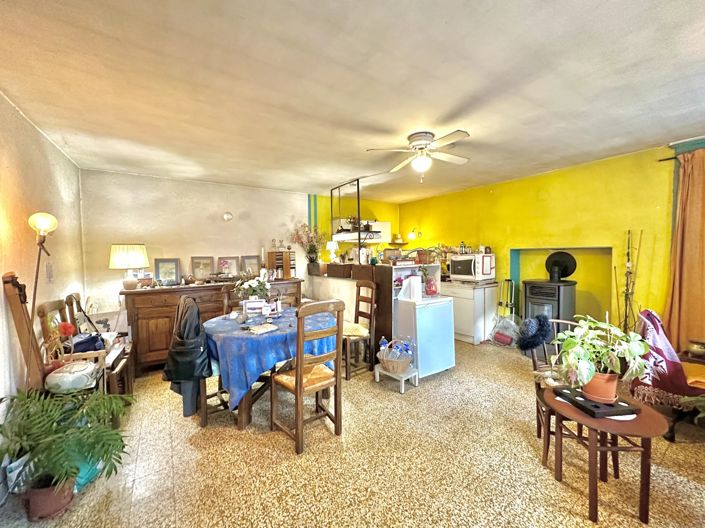 Image No.8-2 Bed House for sale