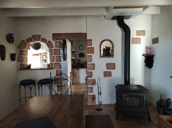 Image No.7-10 Bed House for sale