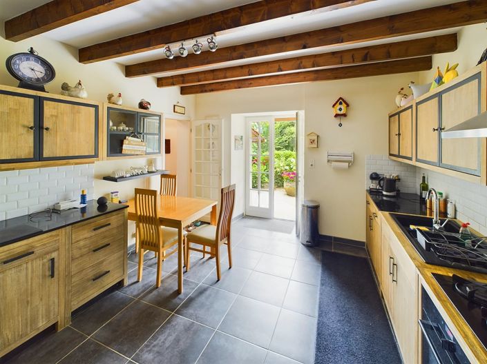 Image No.4-3 Bed Village House for sale