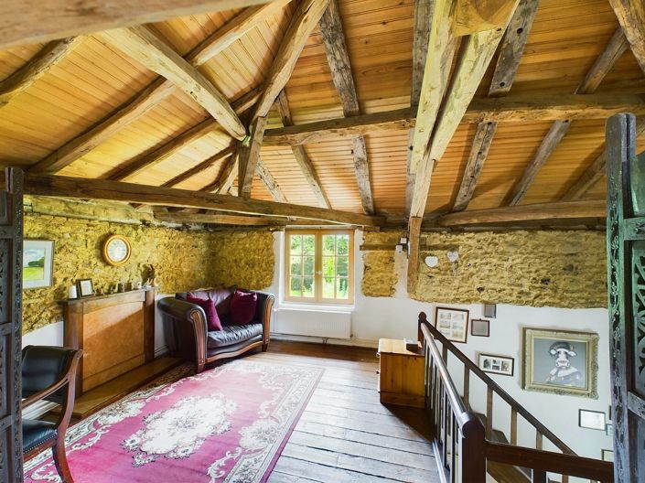 Image No.7-3 Bed Village House for sale