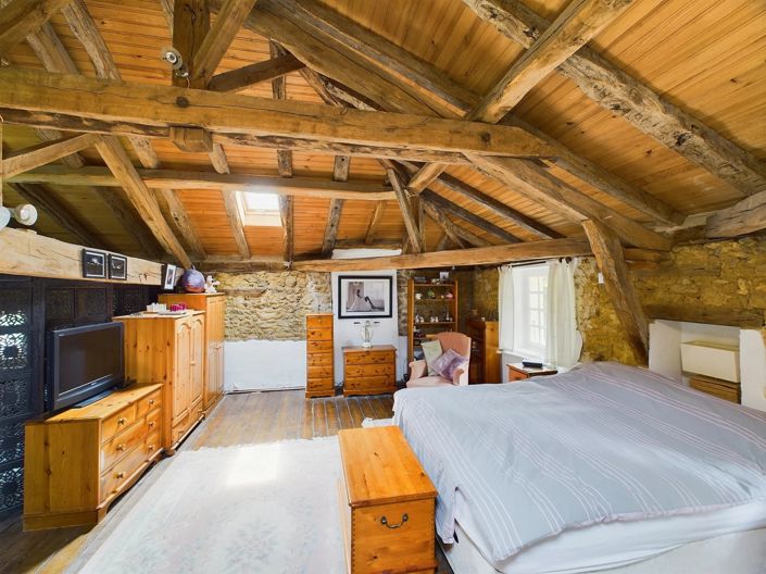 Image No.9-3 Bed Village House for sale