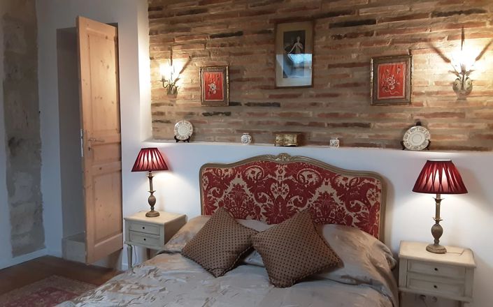 Image No.9-2 Bed House for sale