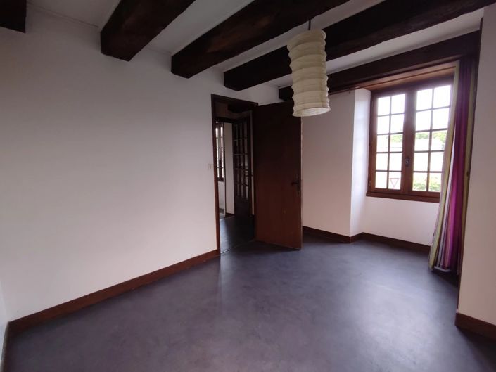 Image No.7-2 Bed Village House for sale