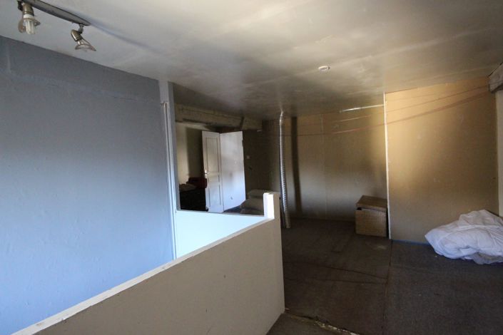 Image No.15-5 Bed Commercial for sale