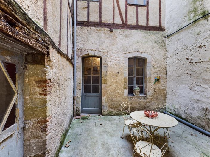 Image No.9-3 Bed House for sale