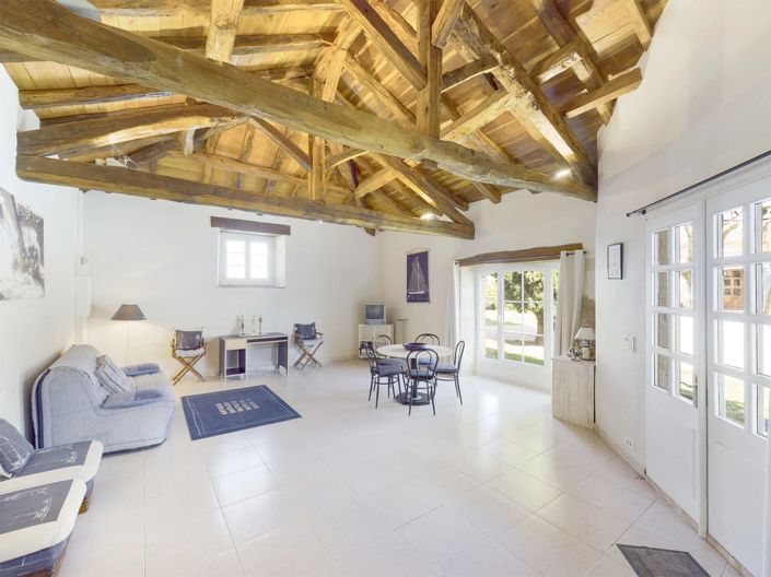 Image No.12-5 Bed House for sale