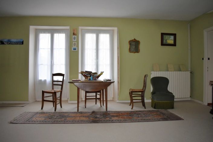 Image No.7-6 Bed House for sale