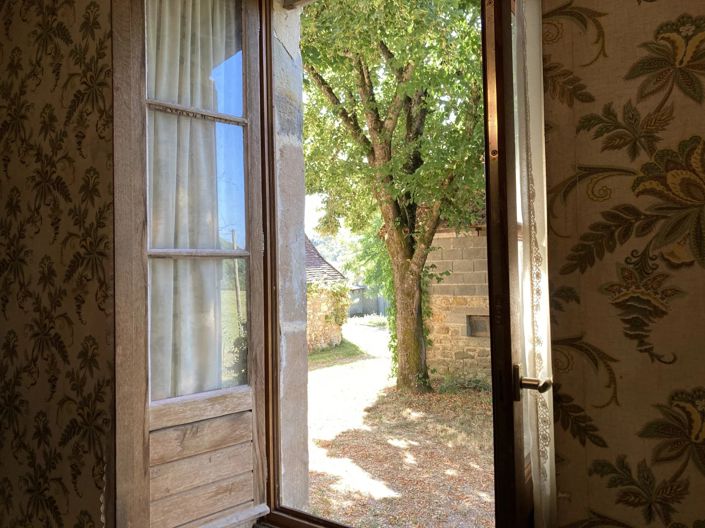 Image No.10-5 Bed House for sale