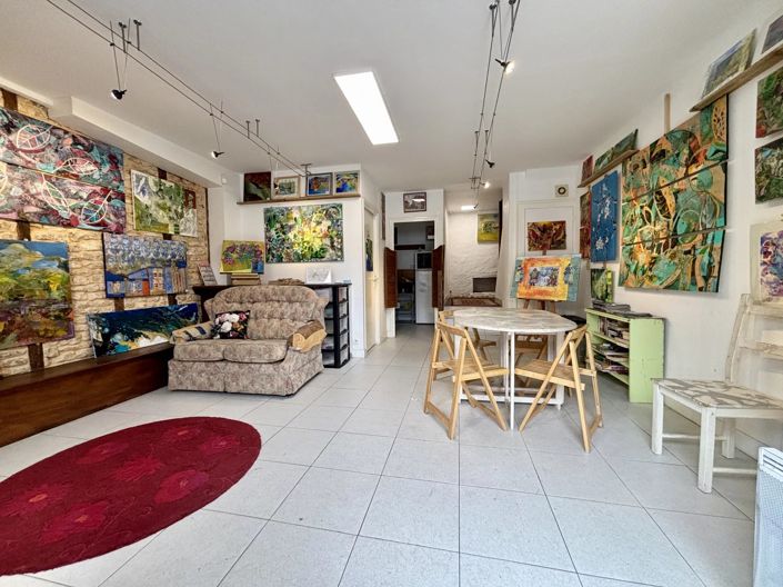 Image No.2-3 Bed House for sale