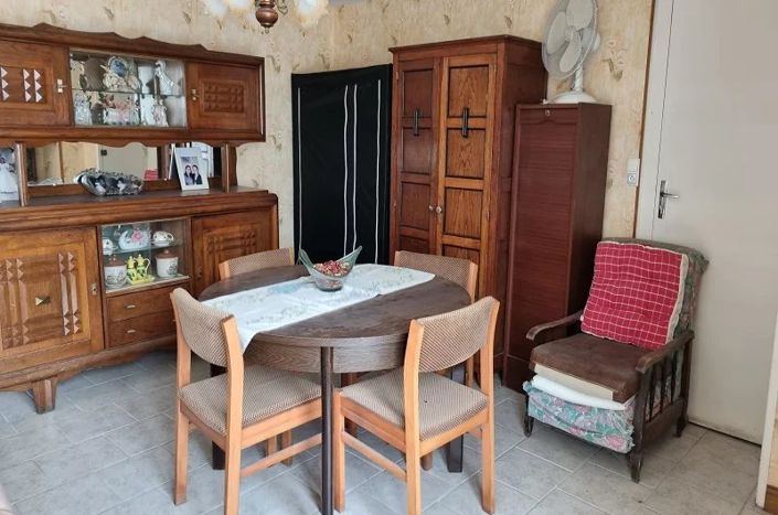 Image No.4-1 Bed House for sale