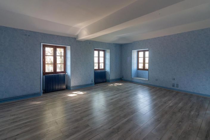 Image No.14-4 Bed House for sale