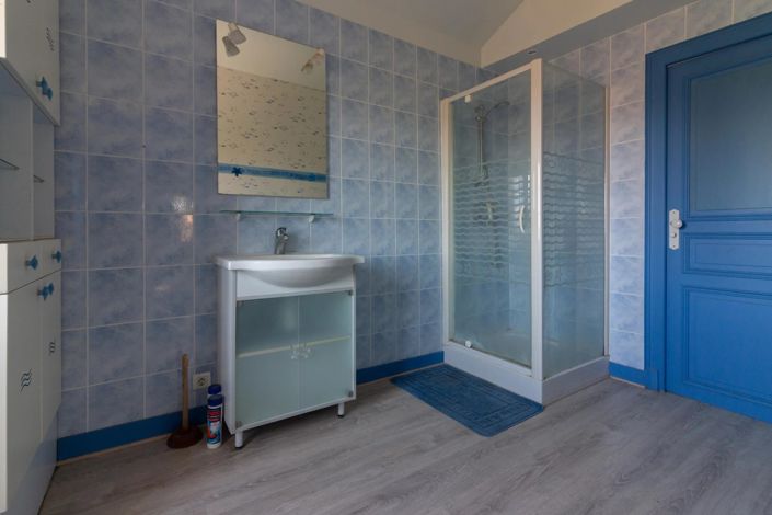 Image No.15-4 Bed House for sale