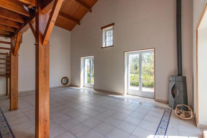 Image No.8-4 Bed House for sale