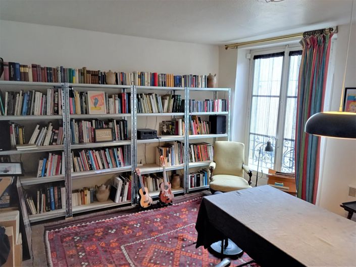 Image No.6-10 Bed House for sale