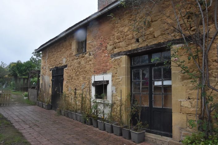 Image No.2-6 Bed House for sale