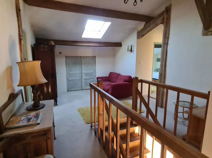 Image No.11-7 Bed Farmhouse for sale