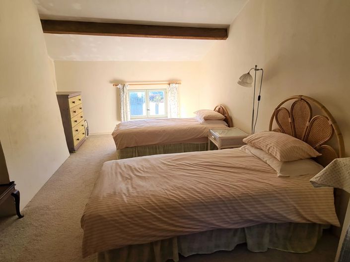 Image No.9-7 Bed Farmhouse for sale