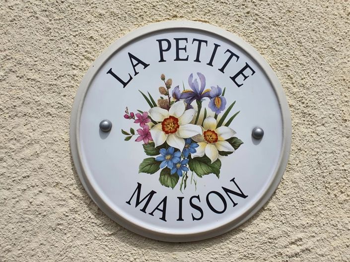 Image No.10-3 Bed Village House for sale