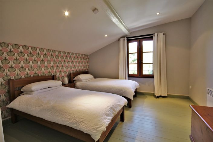 Image No.13-6 Bed House for sale