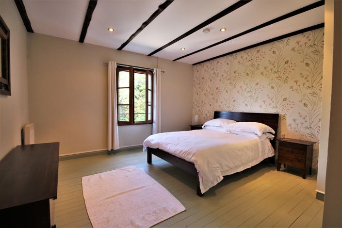 Image No.7-6 Bed House for sale