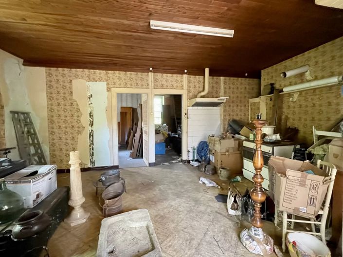 Image No.8-2 Bed Village House for sale