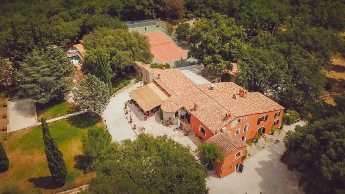 Image No.2-10 Bed Property for sale