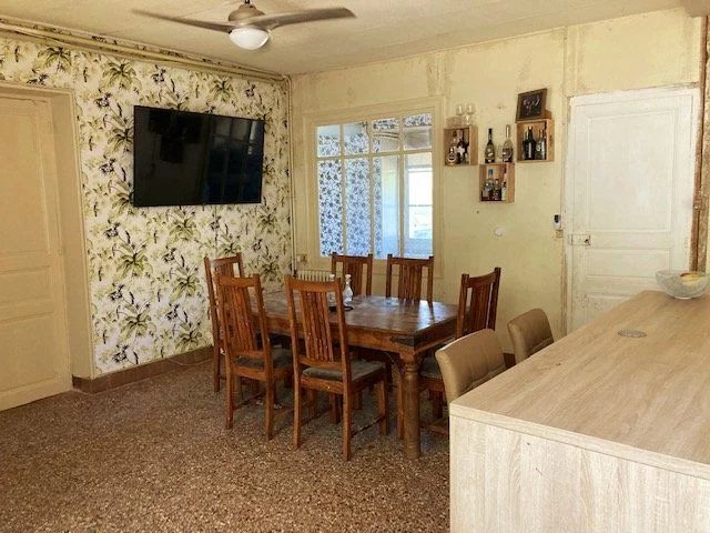 Image No.6-5 Bed House for sale