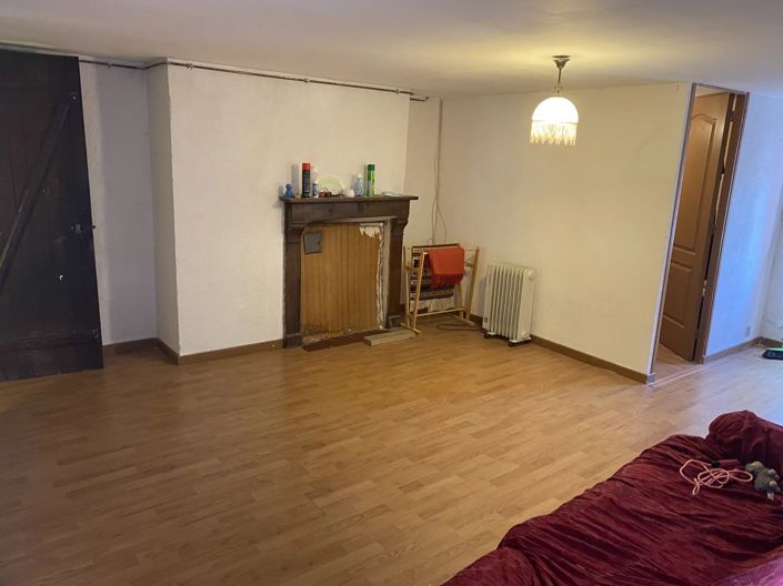 Image No.6-3 Bed House for sale