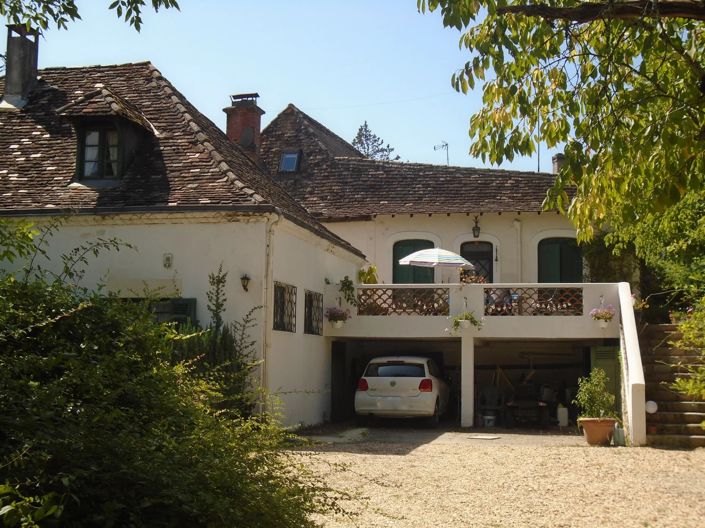 Image No.1-6 Bed House for sale