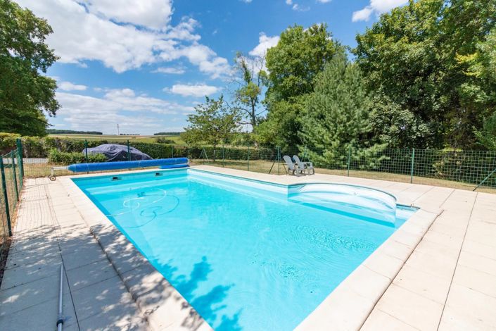 Image No.2-2 Bed House for sale