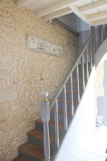 Image No.10-4 Bed House for sale