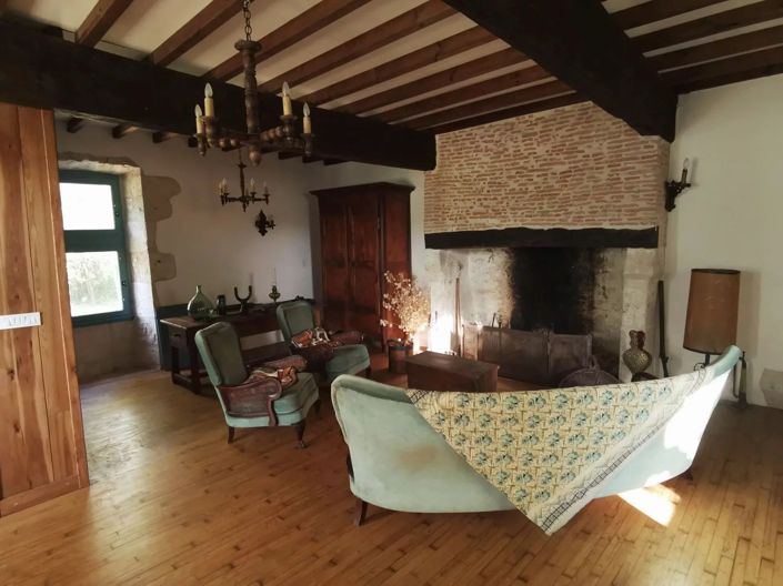 Image No.10-4 Bed House for sale