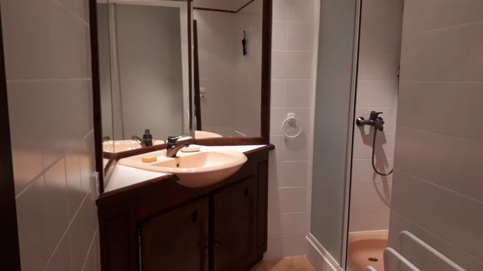 Image No.12-4 Bed House for sale