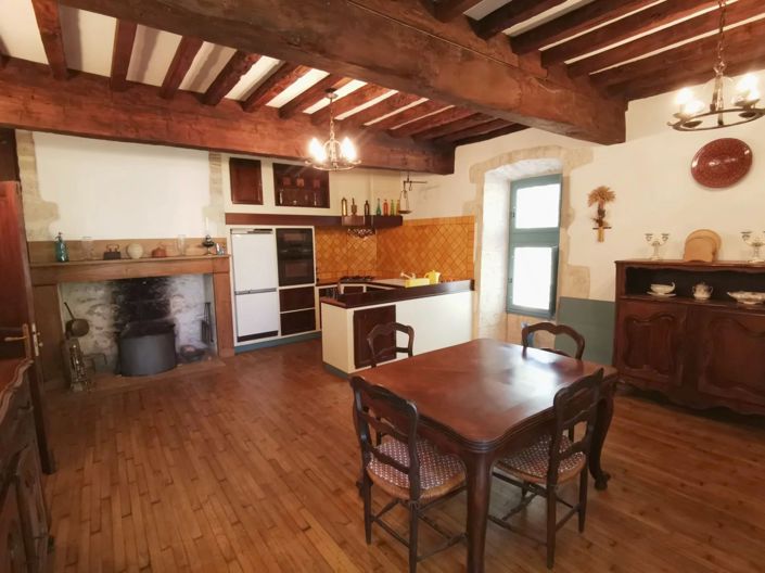 Image No.9-4 Bed House for sale