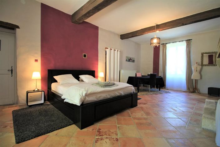 Image No.15-15 Bed House for sale