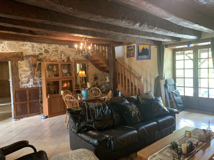 Image No.10-5 Bed Village House for sale