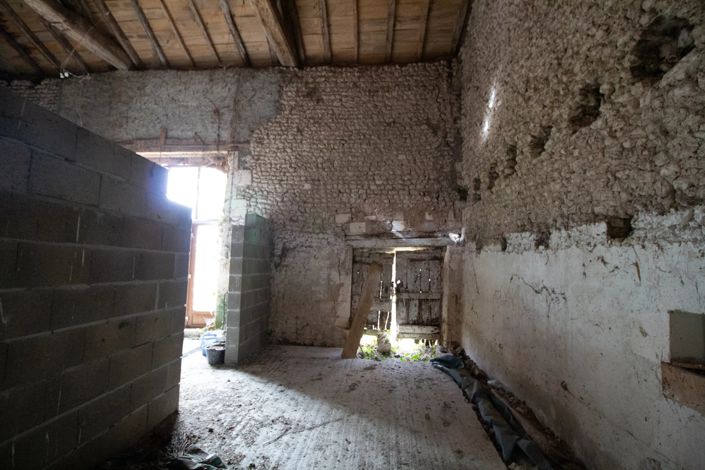 Image No.10-Barn for sale