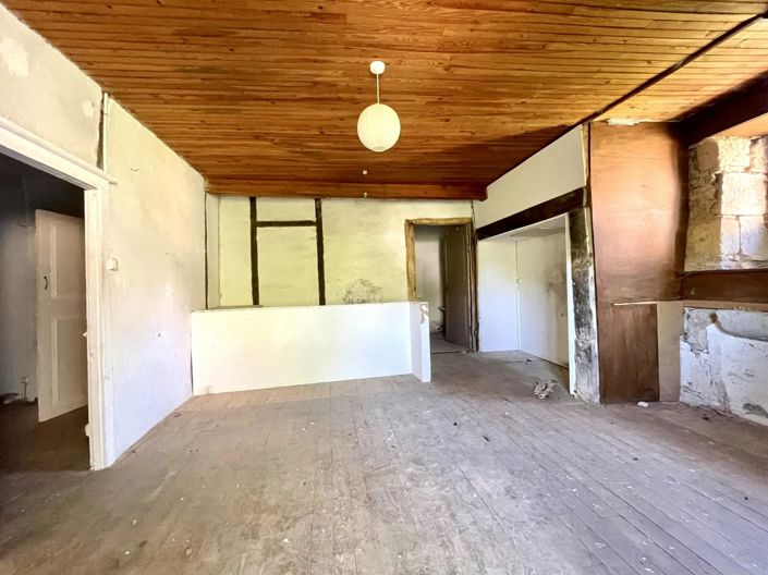 Image No.6-2 Bed Village House for sale