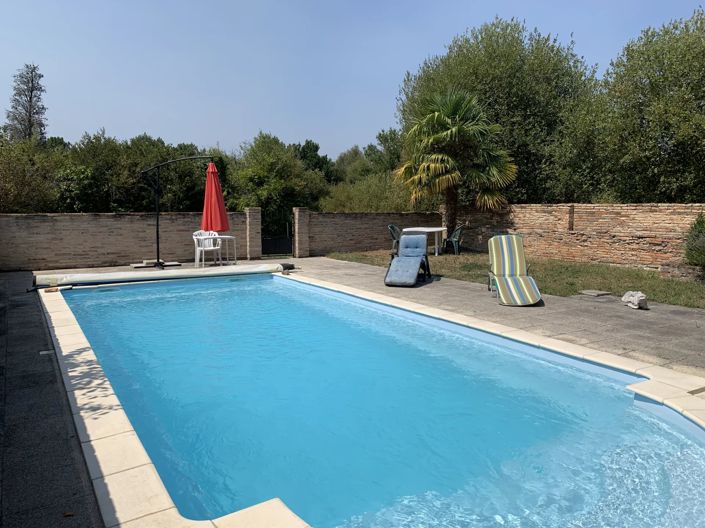 Image No.2-5 Bed House for sale