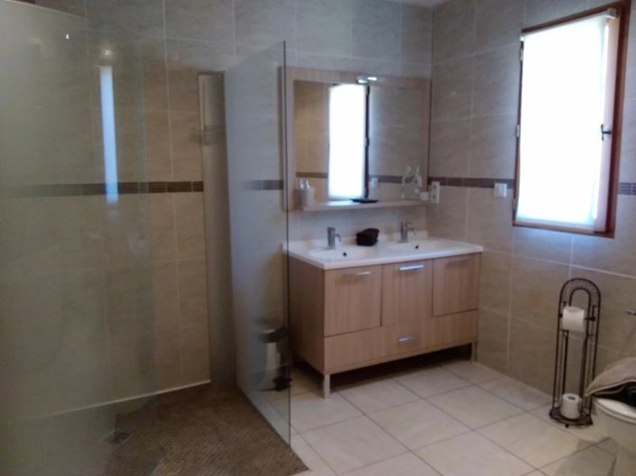 Image No.15-9 Bed House for sale